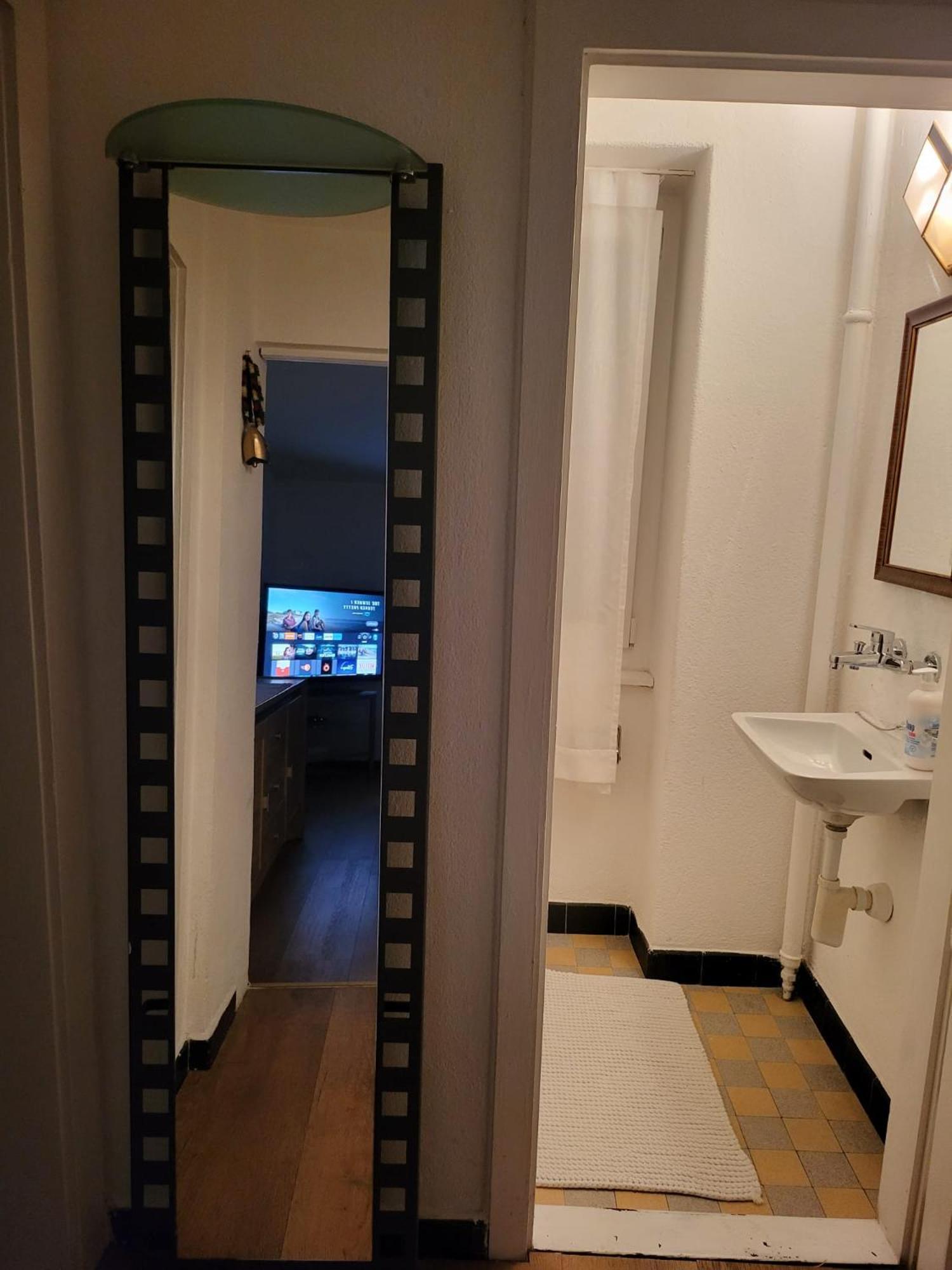 Bastis Central Guesthouse Lucerne City Exterior foto